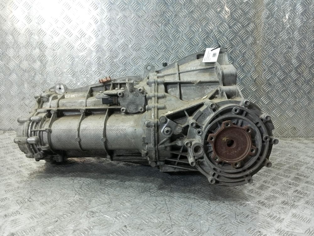 КПП механическая (МКПП) к Audi A4 B8/8K (07-11)