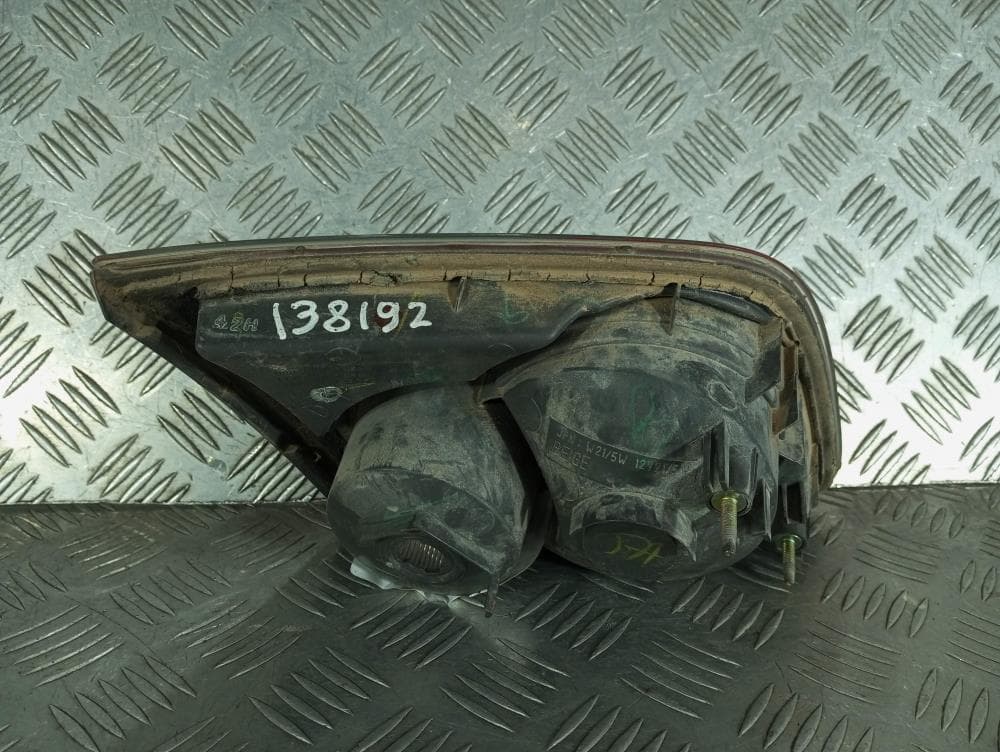 Фонарь задний правый к Mazda 6 1 (02-05)