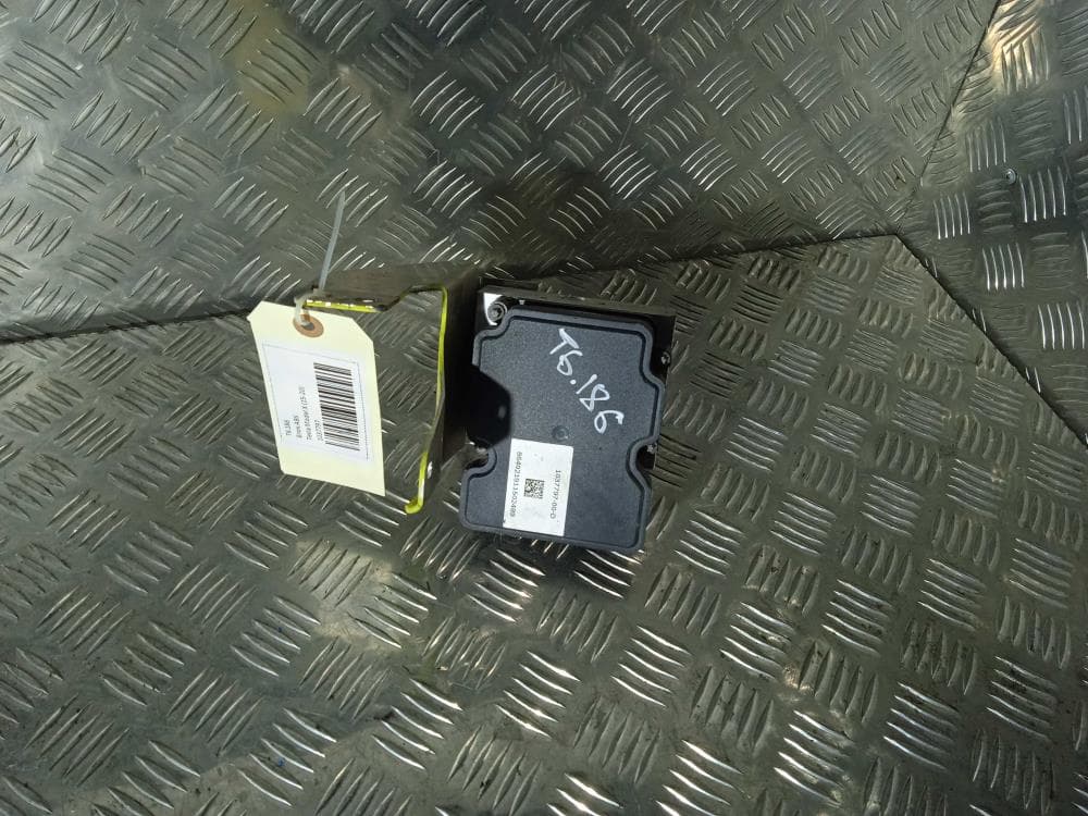 Блок ABS к Tesla Model X (15-21)