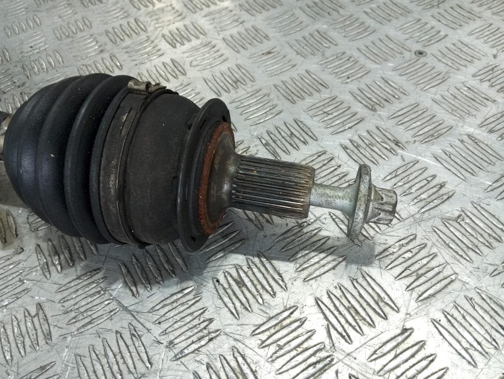 Полуось передняя правая (приводной вал, ШРУС) к Mercedes B W246 (11-14)