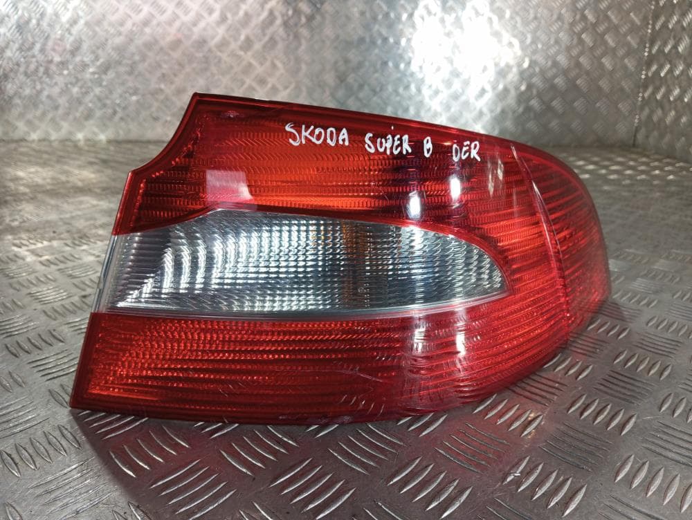 Фонарь задний правый к Skoda Superb 2 (08-13)
