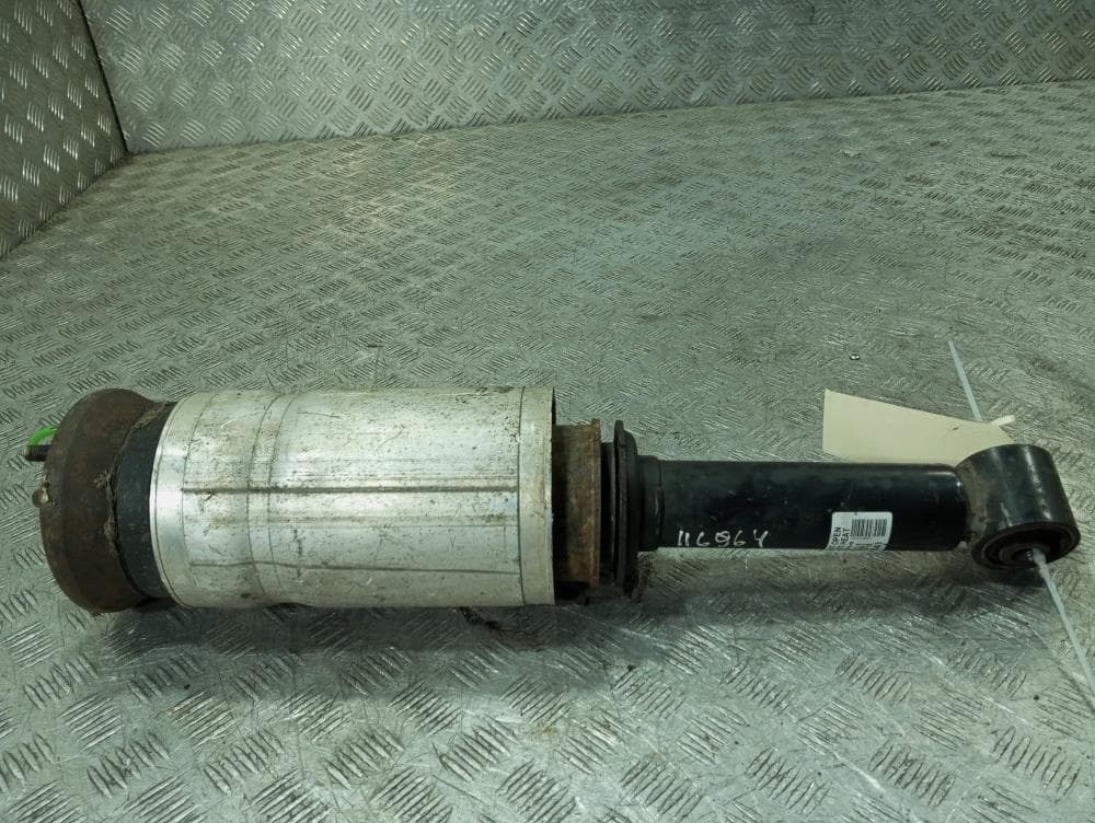 Пневмостойка передняя к Land-Rover Discovery 3 (04-09)