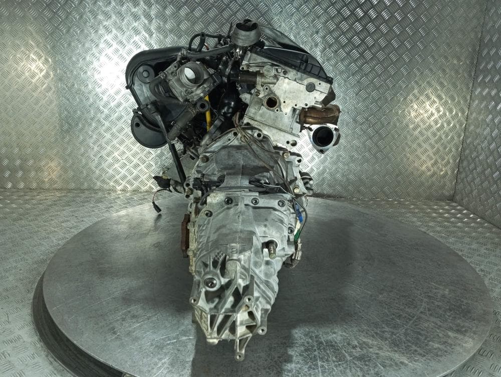 Двигатель к Audi A4 B6 (01-05)
