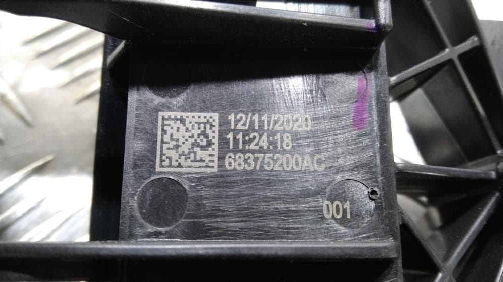 Кронштейн ручки двери к Jeep Grand Cherokee WL (21-24)