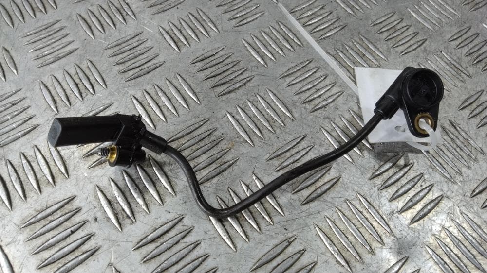 Датчик коленвала к BMW 5 F10/F11/F07 (09-13)