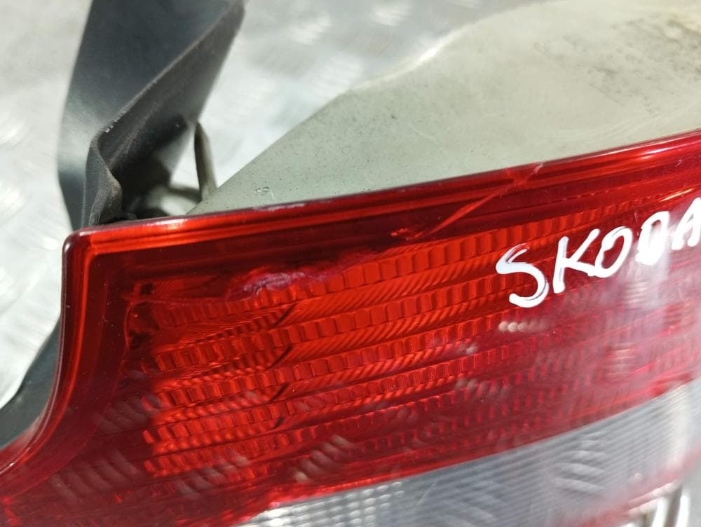 Фонарь задний правый к Skoda Superb 2 (08-13)