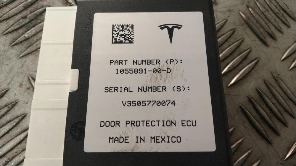 Блок управления (другие) к Tesla Model X (15-21)