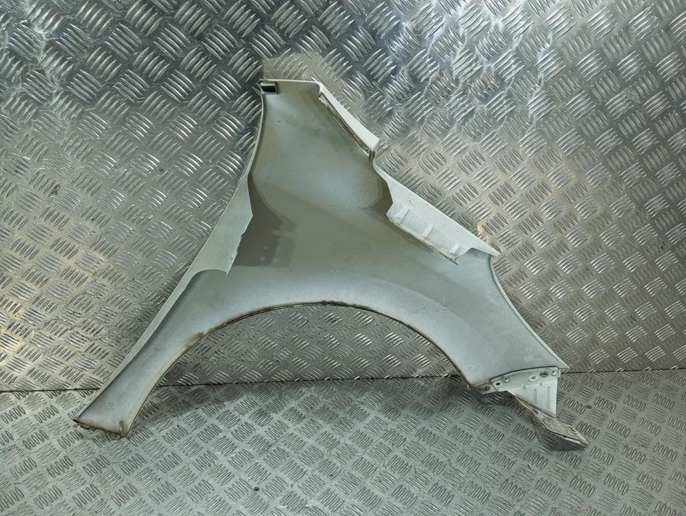 Крыло переднее левое к Peugeot 207 (06-09)