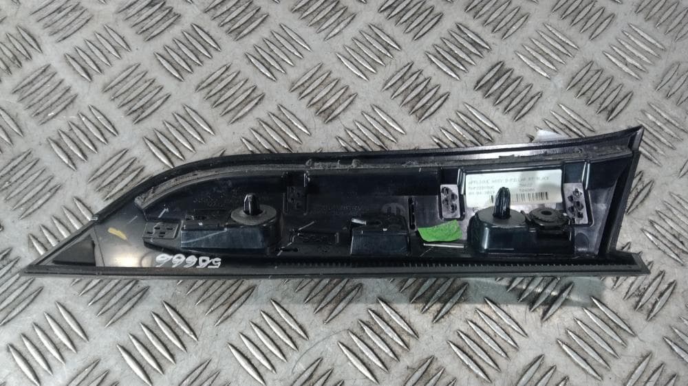 Накладка декоративная к Jeep Compass 2 (17-22)