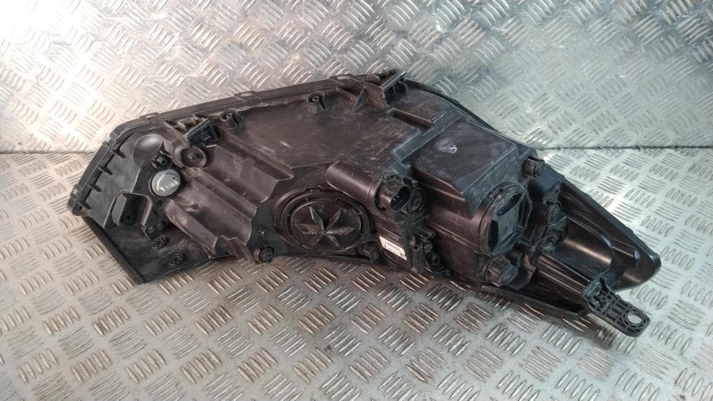 Фара левая к Hyundai Tucson 3 (15-18)