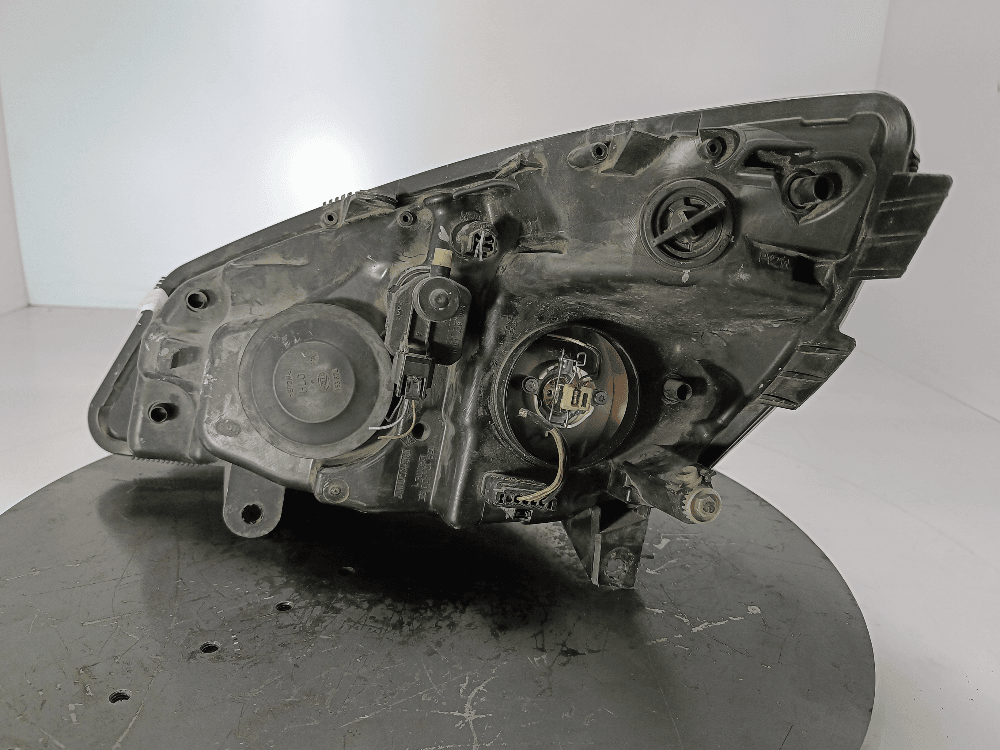 Фара правая к Renault Scenic 2 (03-06)