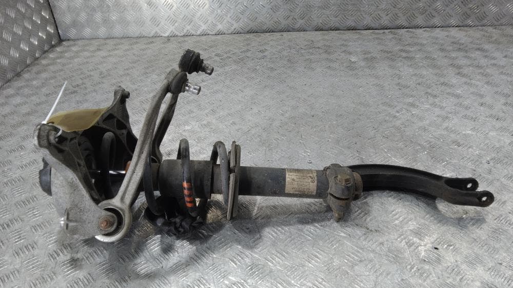 Стойка передняя правая к Audi A4 B8/8K (07-11)