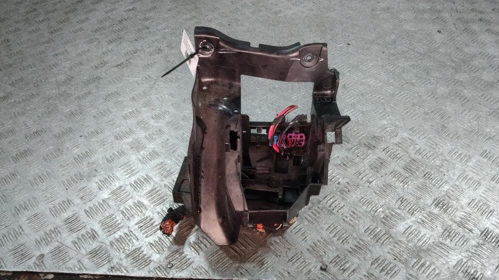 Блок бортовой сети (блок управления BCM) к Volkswagen Golf 5 (03-09)