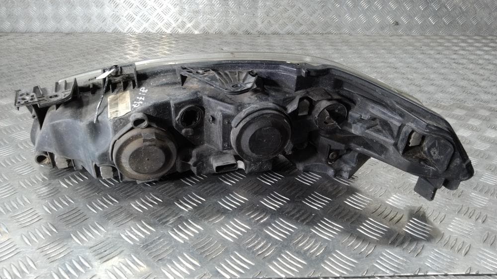 Фара правая к Renault Laguna 2 Рестайлинг (05-08)