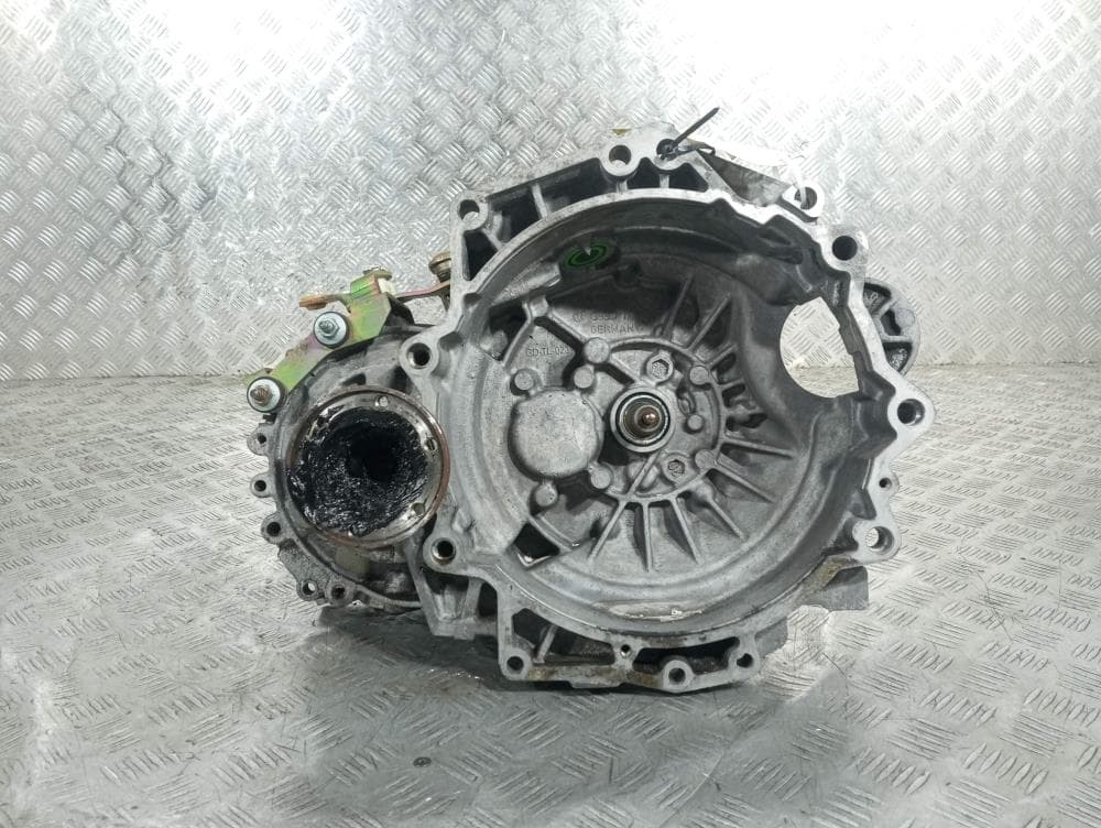 КПП механическая (МКПП) к Volkswagen Golf 4 (97-06)