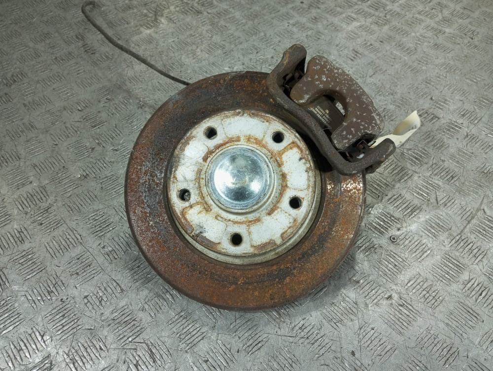 Кулак задний правый к Renault Scenic 3 Рестайлинг (12-13)