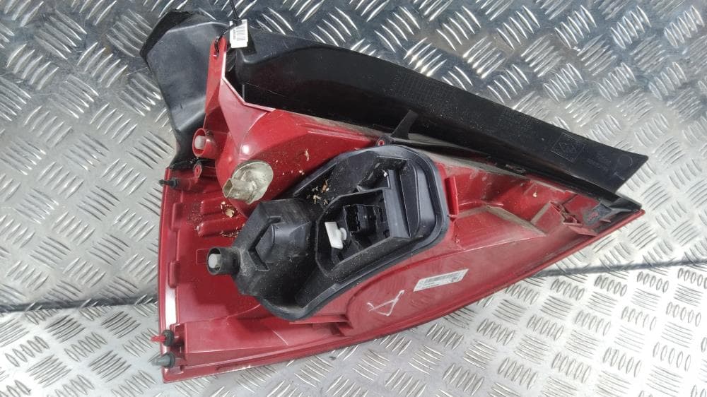 Фонарь задний правый к Renault Megane 2 Рестайлинг (06-09)