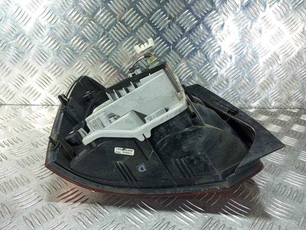 Фонарь задний правый к Volkswagen Polo 5 (09-15)