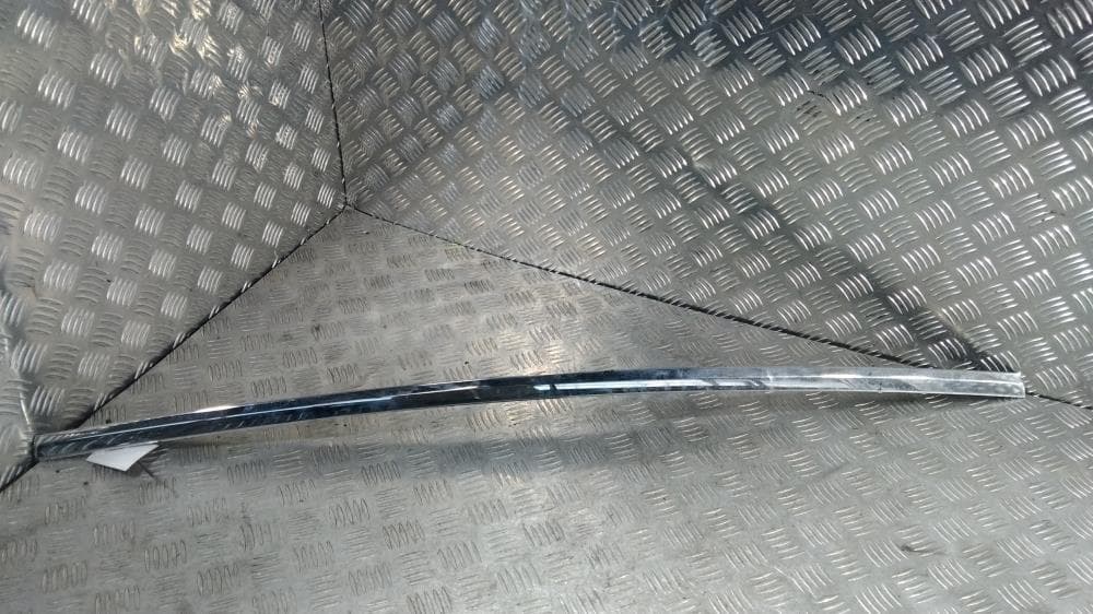 Накладка декоративная к Tesla Model X (15-21)