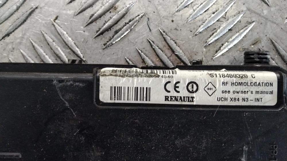 Блок комфорта к Renault Megane 2 (02-06)