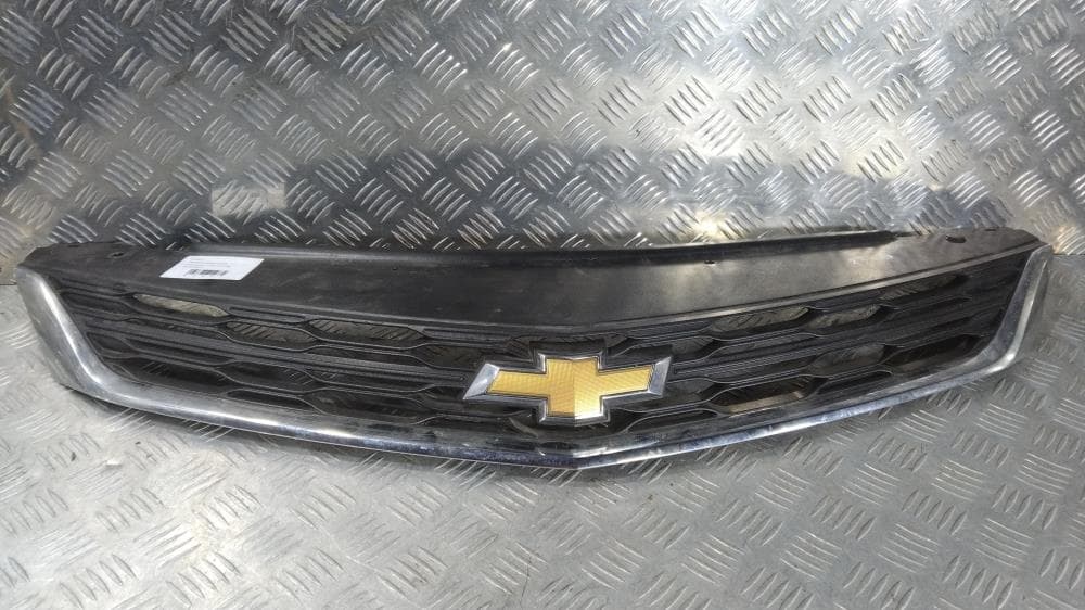 Решетка радиатора к Chevrolet Cruze D2LC (15-18)