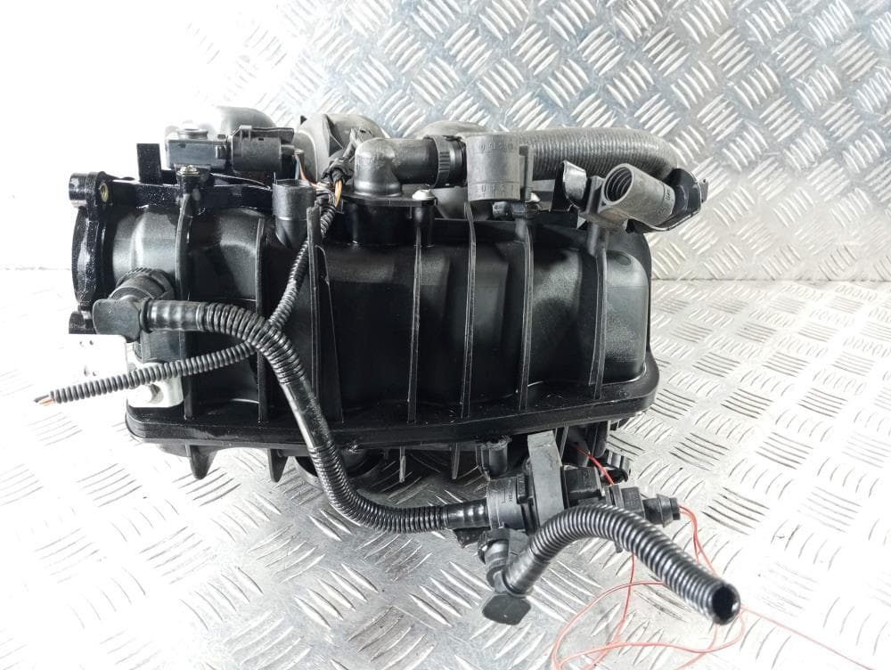 Коллектор впускной к BMW 3 E90/E91/E92/E93 (05-10)