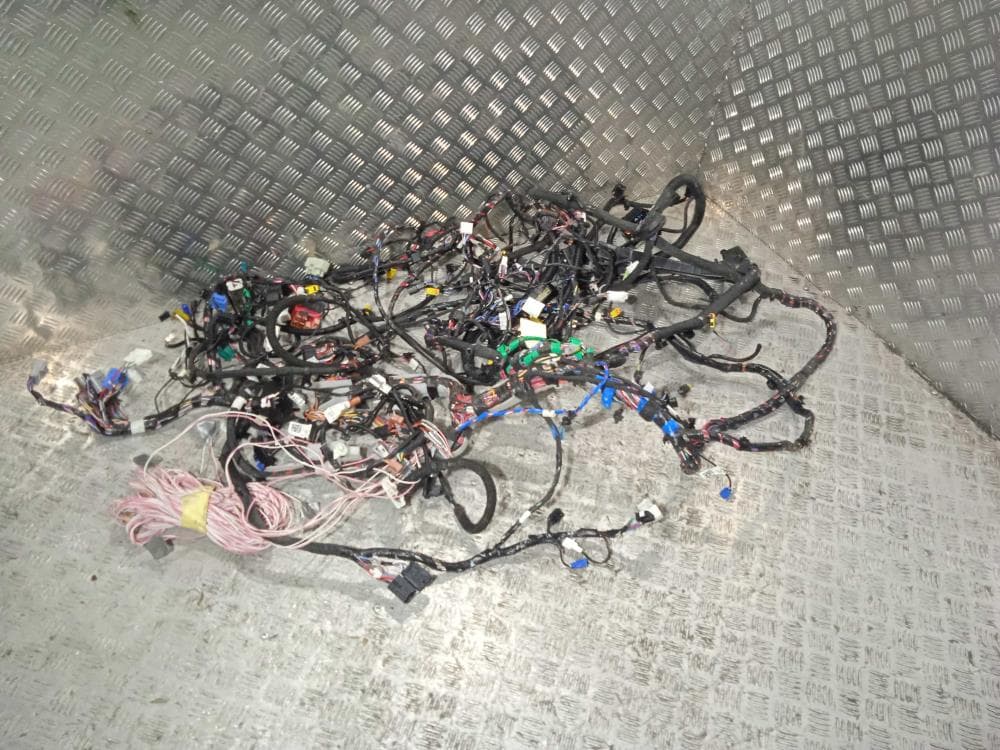 Проводка к Tesla Model X (15-21)