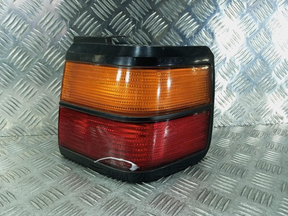 Фонарь задний правый к Volkswagen Passat B3 (88-93)