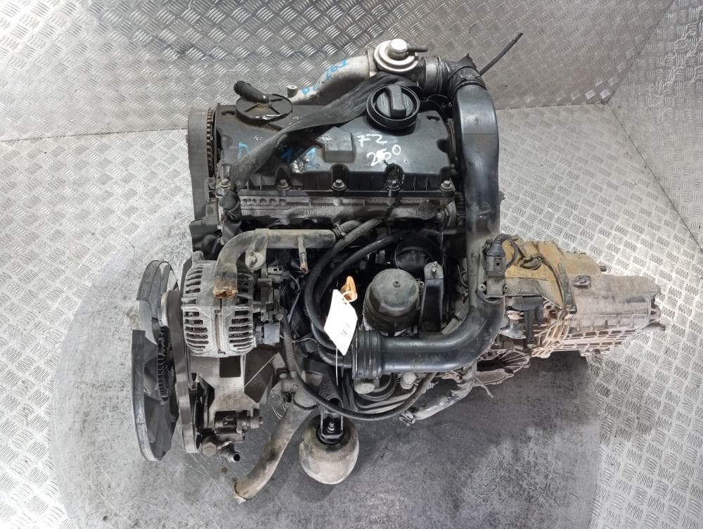 Двигатель к Audi A4 B6 (01-05)