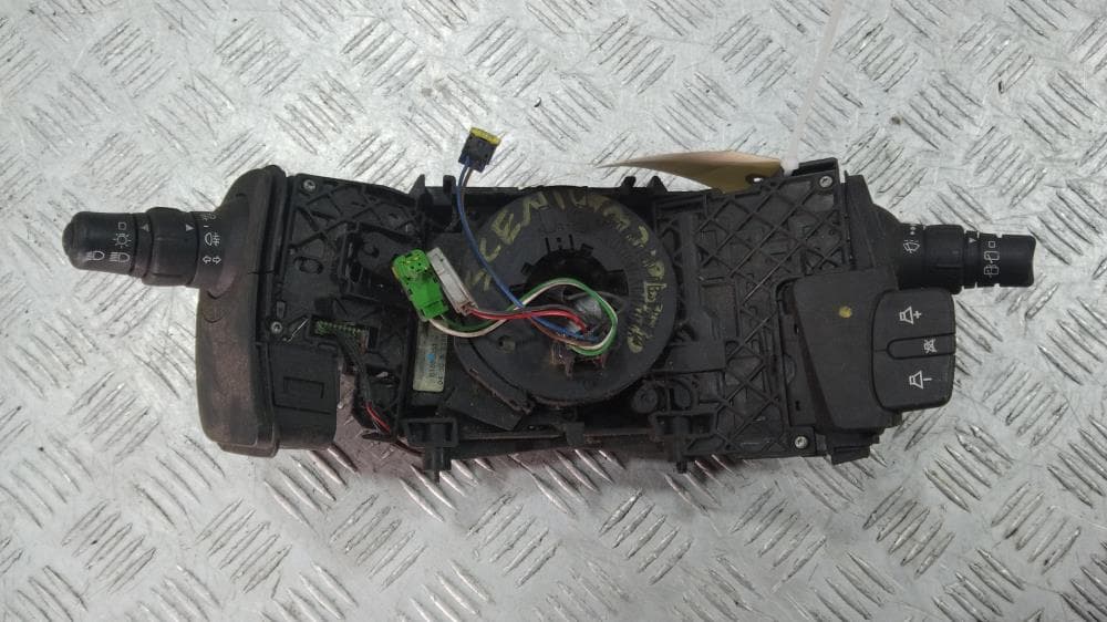 Переключатель подрулевой (стрекоза) к Renault Scenic 2 (03-06)