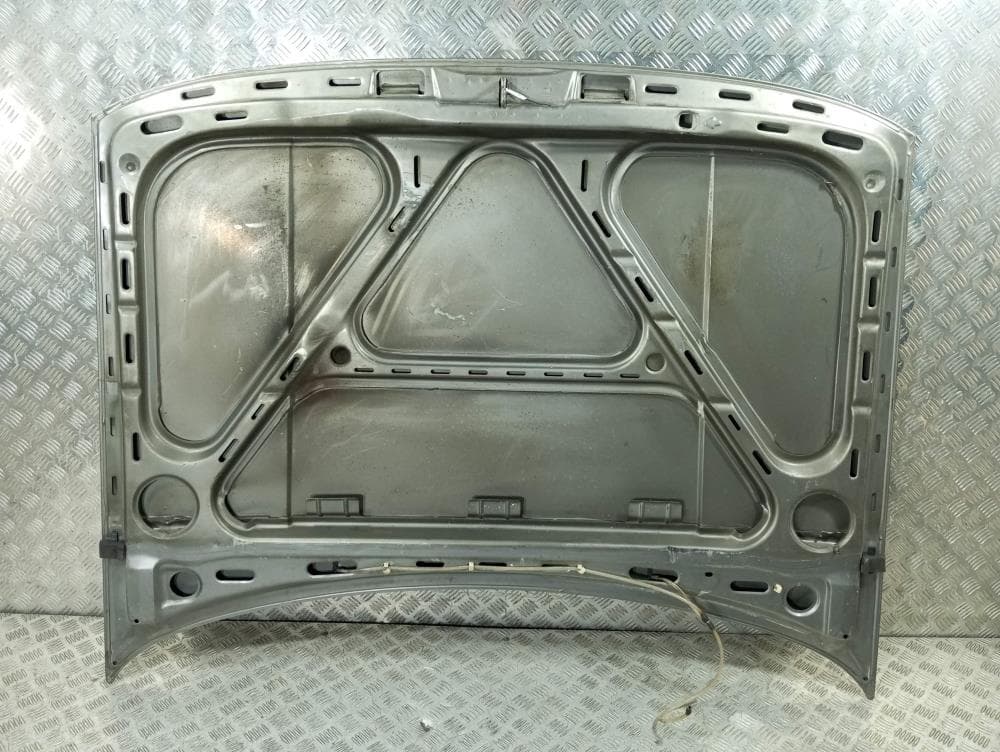 Капот к Volkswagen Passat B3 (88-93)