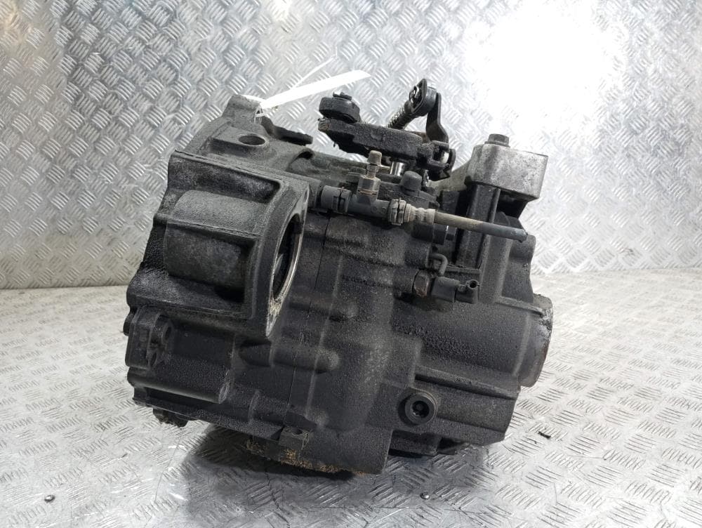 КПП механическая (МКПП) к Volkswagen Golf 5 (03-09)