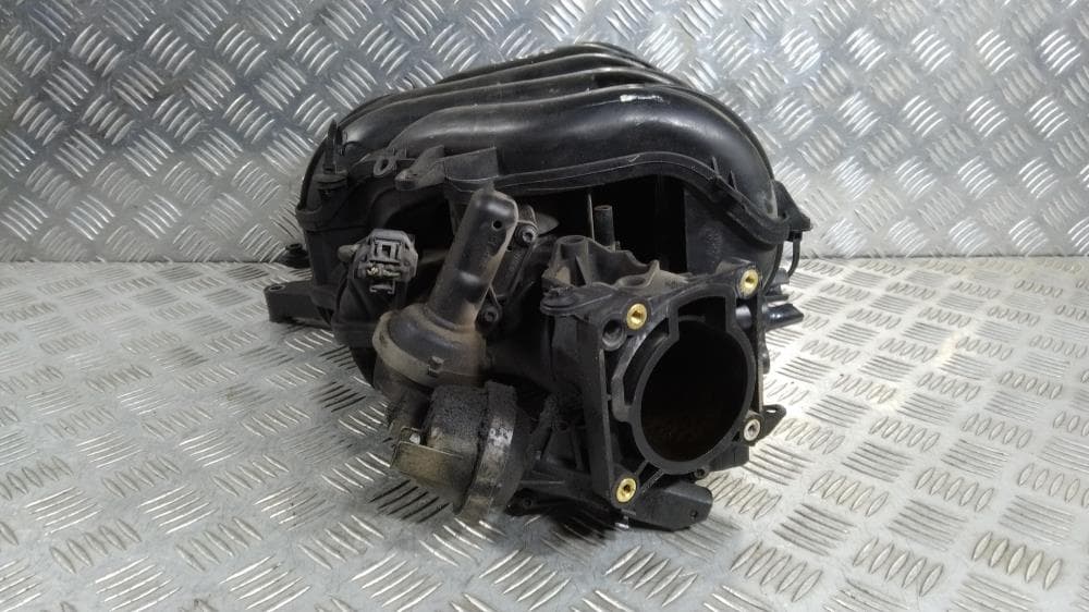 Коллектор впускной к Volvo V50 (03-10)