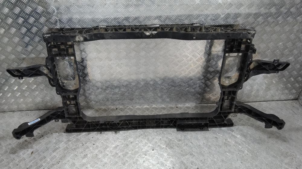 Передняя панель крепления облицовки (телевизор) к Hyundai Santa Fe TM (18-20)