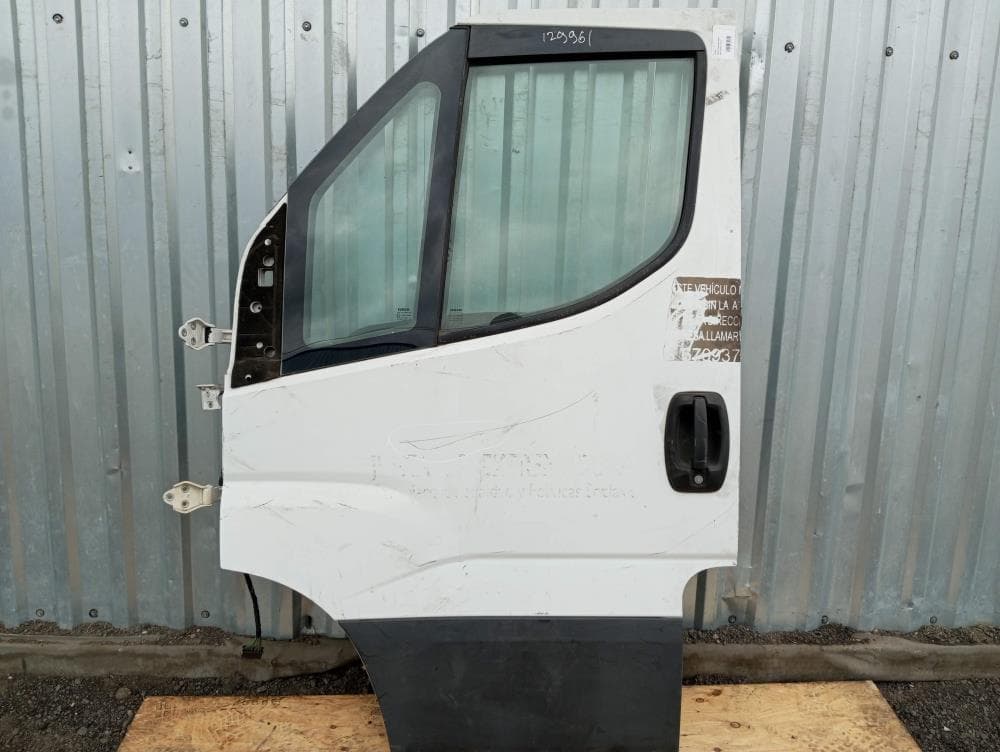 Дверь передняя левая к Iveco Daily 6 (14-24)