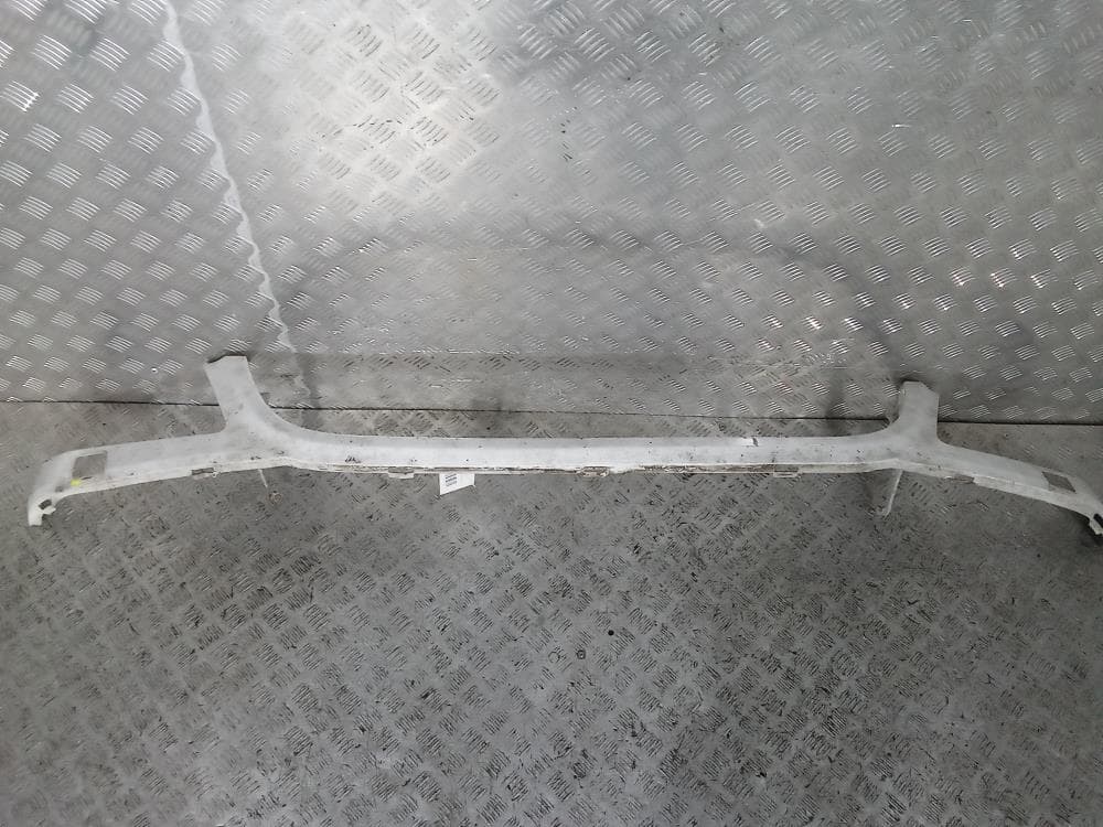 Ус под фару к Mercedes Sprinter W906 (06-14)