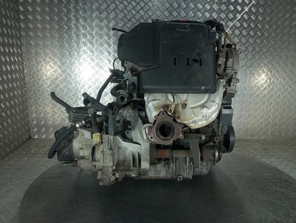 Двигатель к Renault Laguna 2 (01-05)
