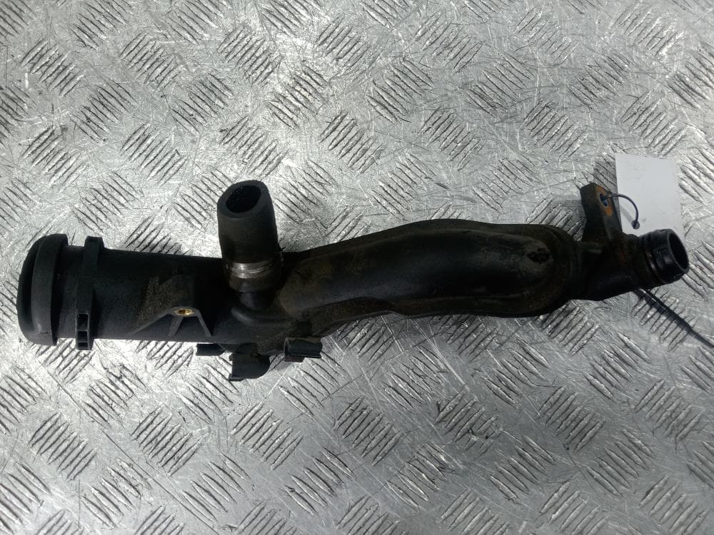 Маслозаливная горловина к Volvo S40 2 (04-07)