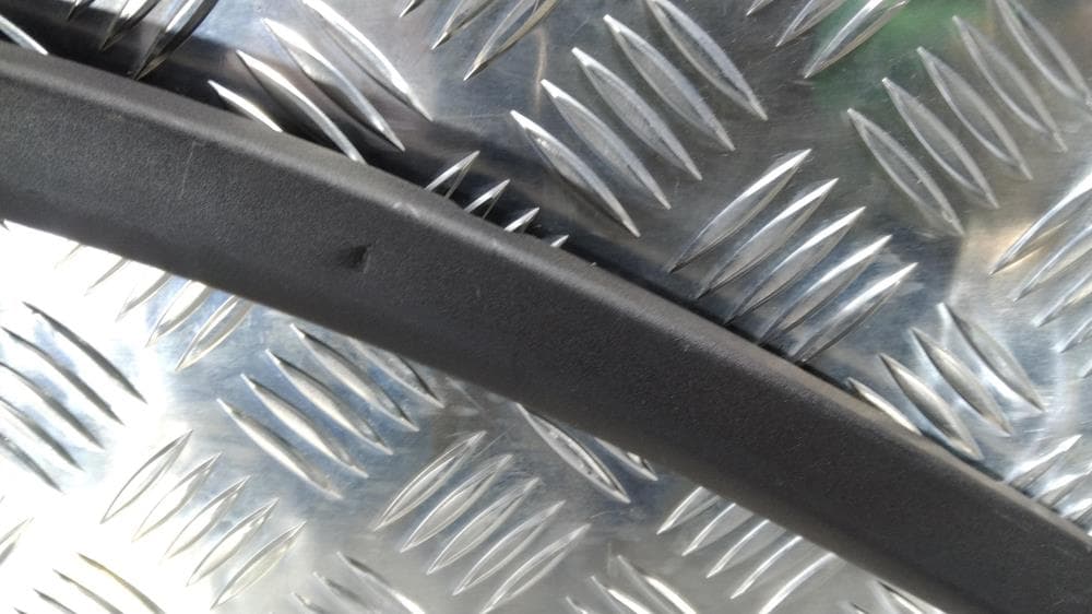 Накладка двери передней левой к Jeep Grand Cherokee WL (21-24)