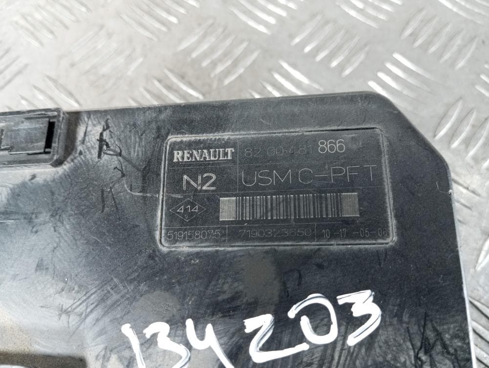 Блок комфорта к Renault Scenic 2 (03-06)