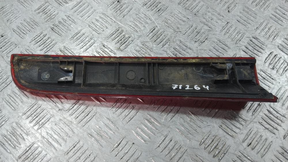 Фонарь задний правый к Nissan  Note E11 (05-09)