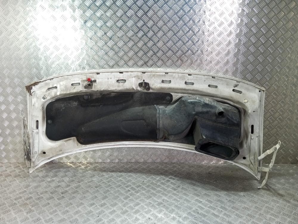 Капот к Mercedes Vito W638 (96-03)