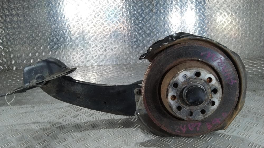 Кулак задний левый к Volkswagen Sharan 2 (10-15)