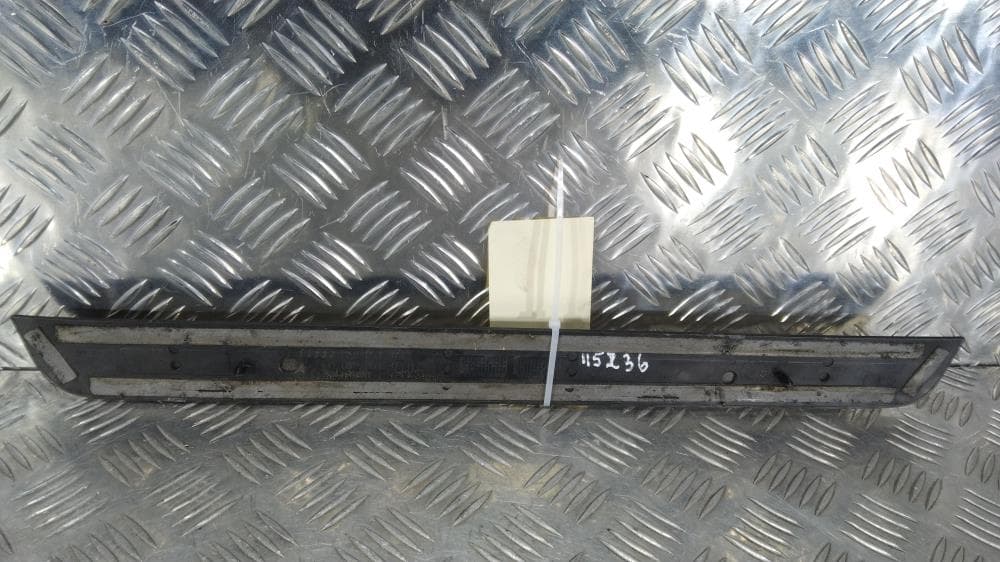 Накладка на порог к Audi A4 B8/8K (07-11)