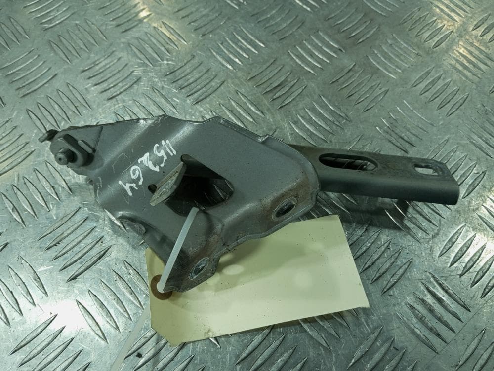 Петля капота правая к Audi A4 B8/8K (07-11)