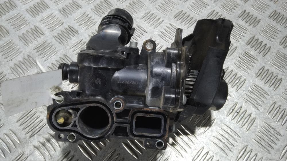 Помпа к Audi A4 B8/8K (07-11)