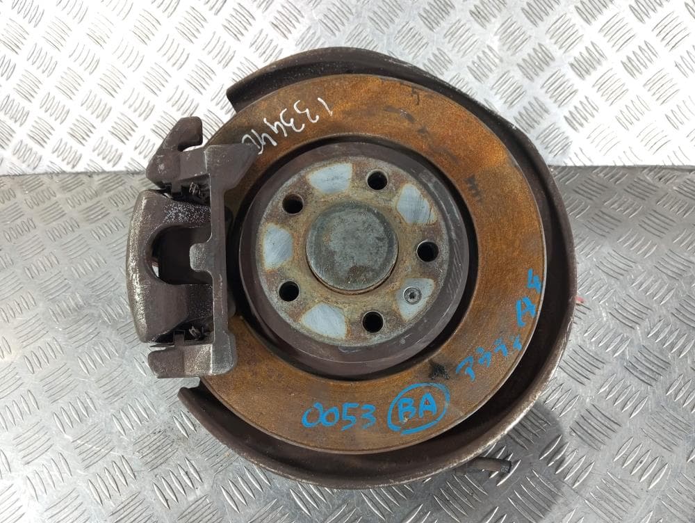 Кулак задний правый к Audi A4 B8/8K (07-11)