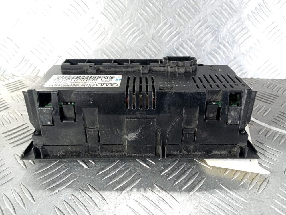 Блок управления печки/климат-контроля к Audi A4 B6 (01-05)