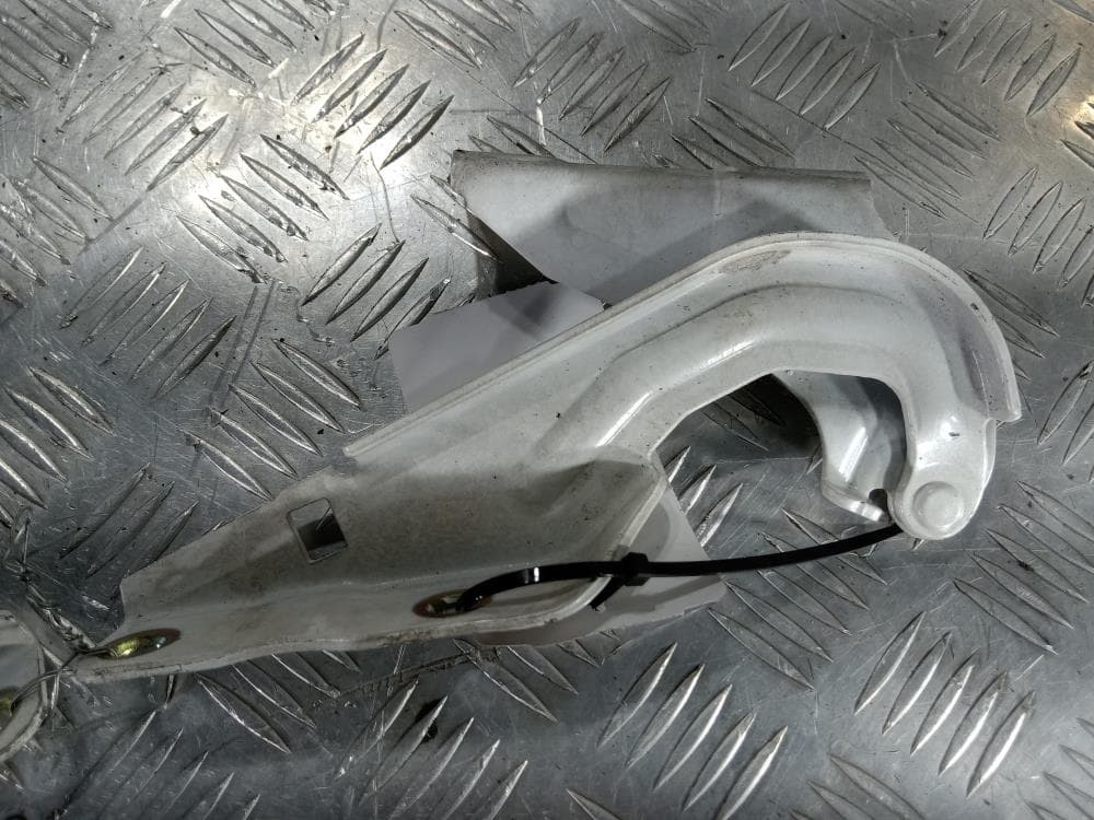 Петля капота левая к Mitsubishi Outlander 2 (07-10)
