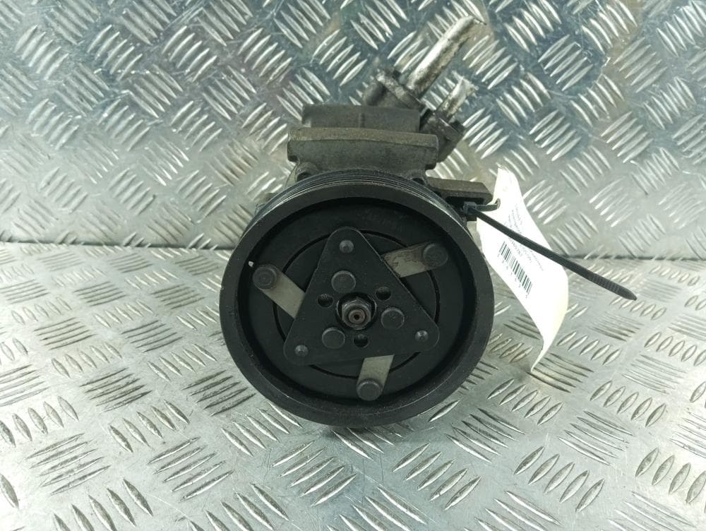Компрессор кондиционера к Renault Clio 3 (05-09)